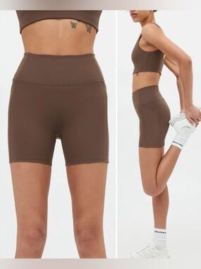 Girlfriend Collective Cafe Compressive Pocket Run Short XS NEW WITH TAGS NWT